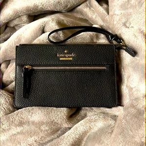 Black Kate Spade Wristlet